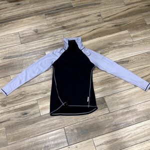 EC Reebok Running Pull Over